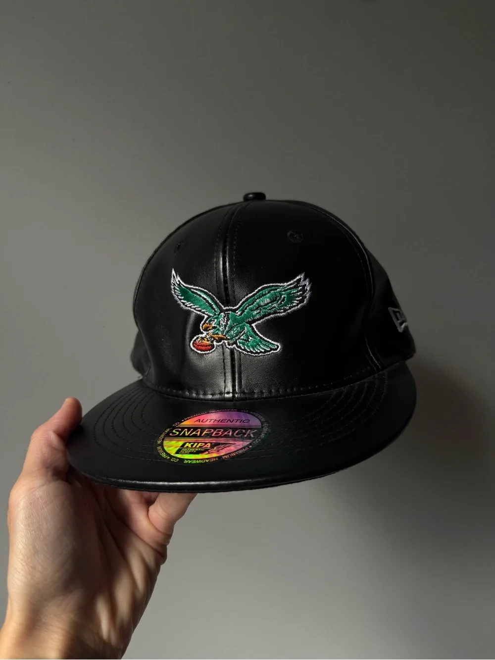 Philadelphia Eagles Birds Throwback Kipa Black Faux Leather Snapback Hat Unisex